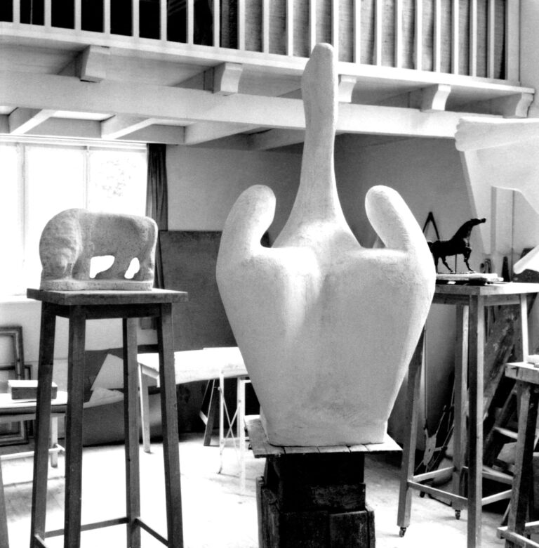 Philipp Harth Pelikan mit angelegtem Schnabel 1953 Grossplastik lebensgross Pelican with applied beak life sized sculpture